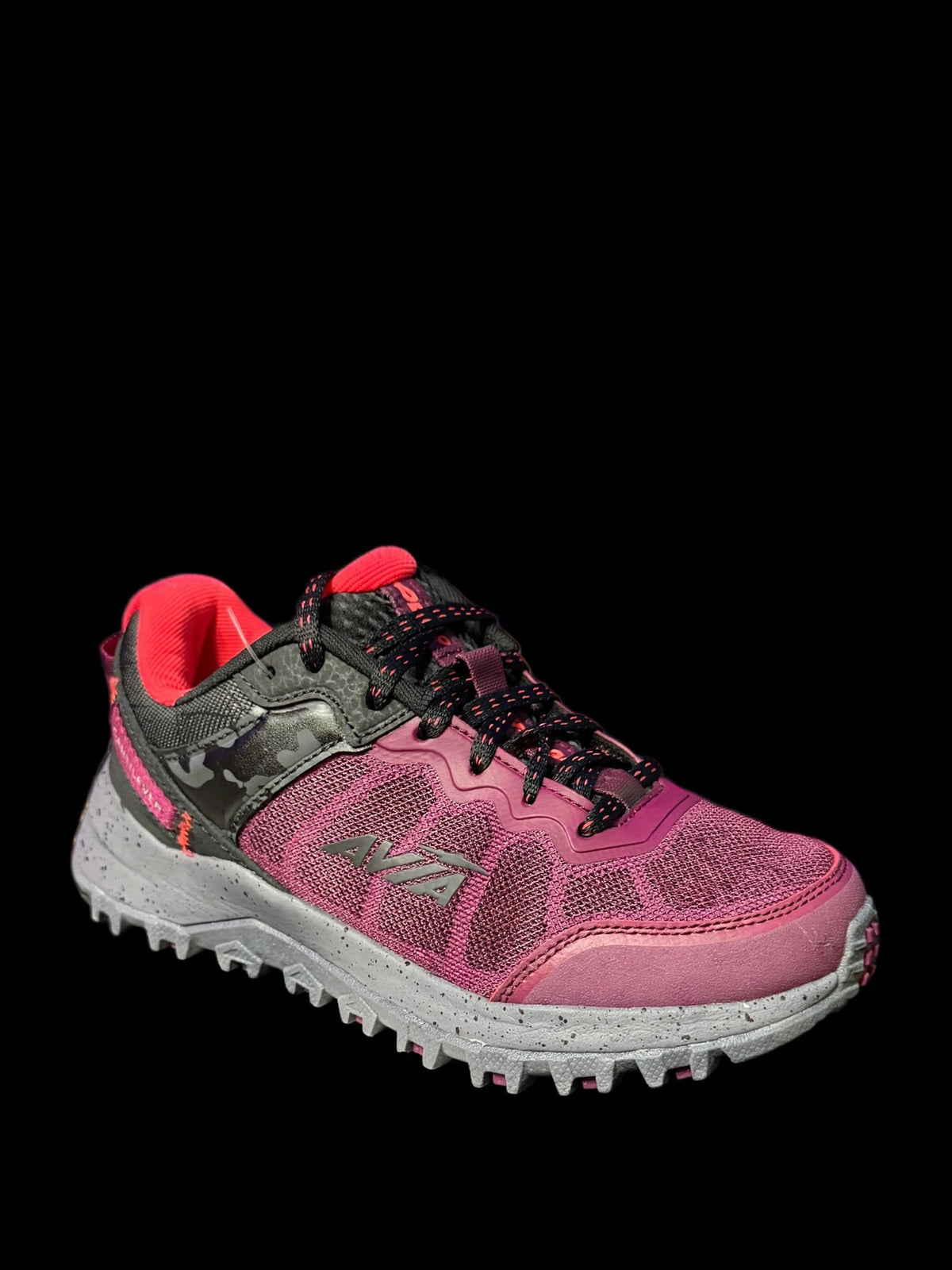 Avia Avi-Ultra Trail Running Shoe — AA50038WUBP — Women's US 7.5