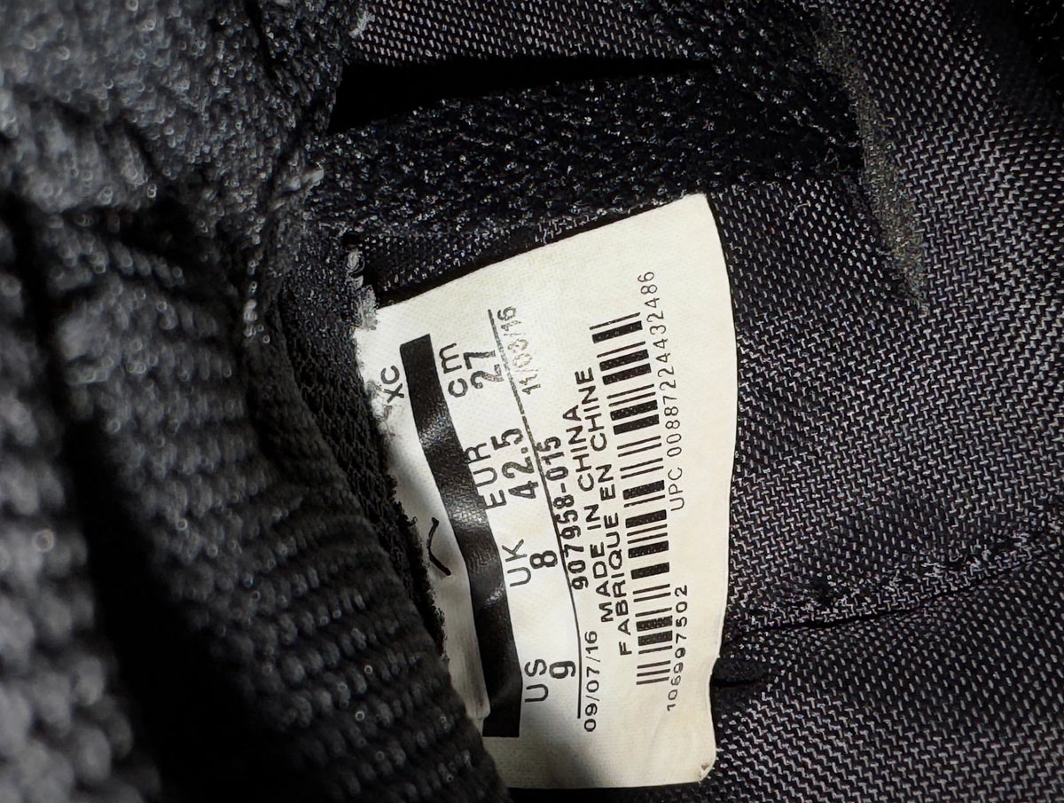 Air Jordan 1 Chameleon size tag