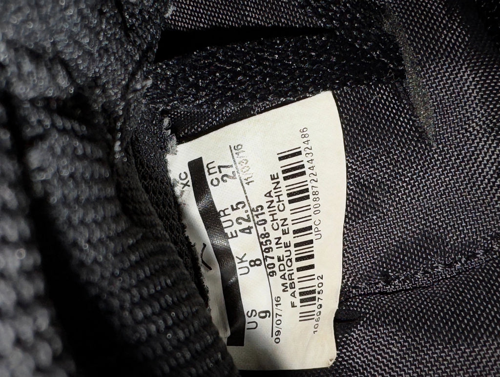 Air Jordan 1 Chameleon size tag