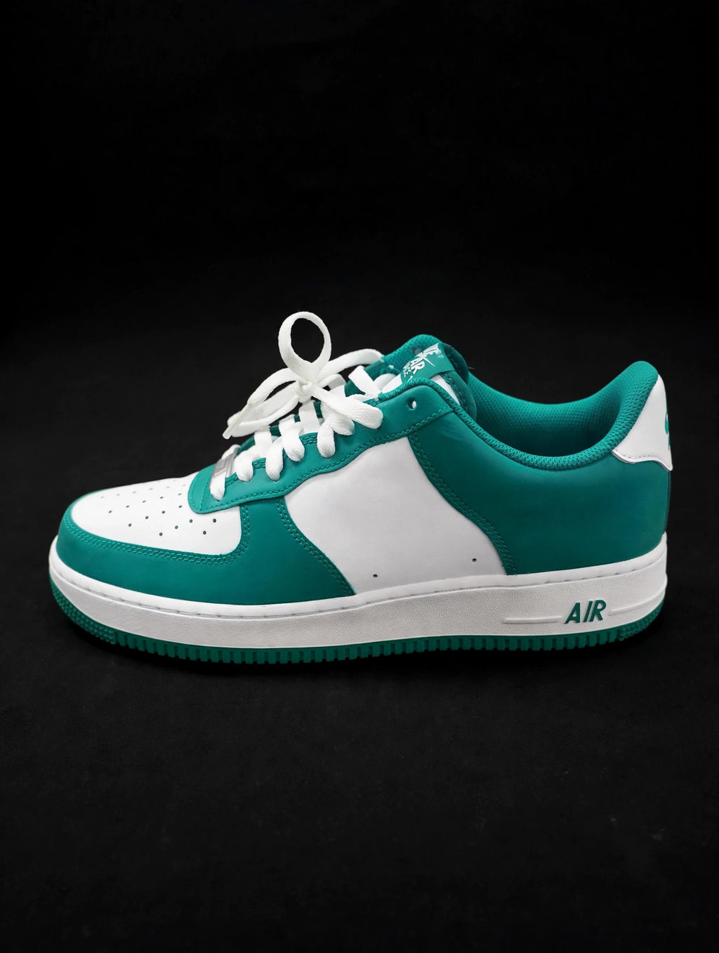 Nike Air Force 1 '07 "Malachite" — FJ4146-122 — Men's 11.5