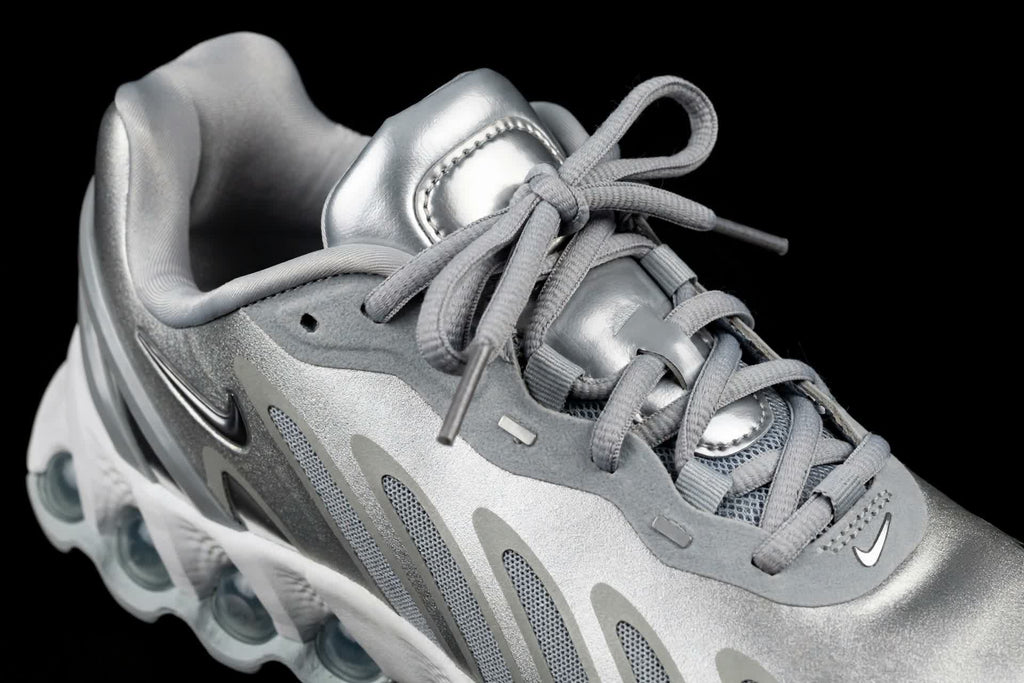 Nike Air Max Dn8 "Wolf Grey Metallic Silver" — Kids 5.5Y / Women's 7 - view 5