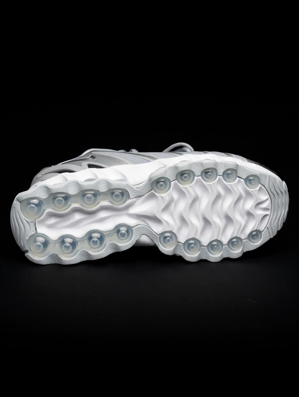 Nike Air Max Dn8 "Wolf Grey Metallic Silver" — Kids 5.5Y / Women's 7 - view 6