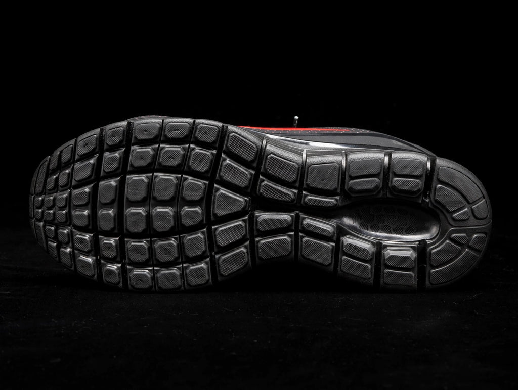 Nike Free Run+ 2 black red 432735-006 — outsole view