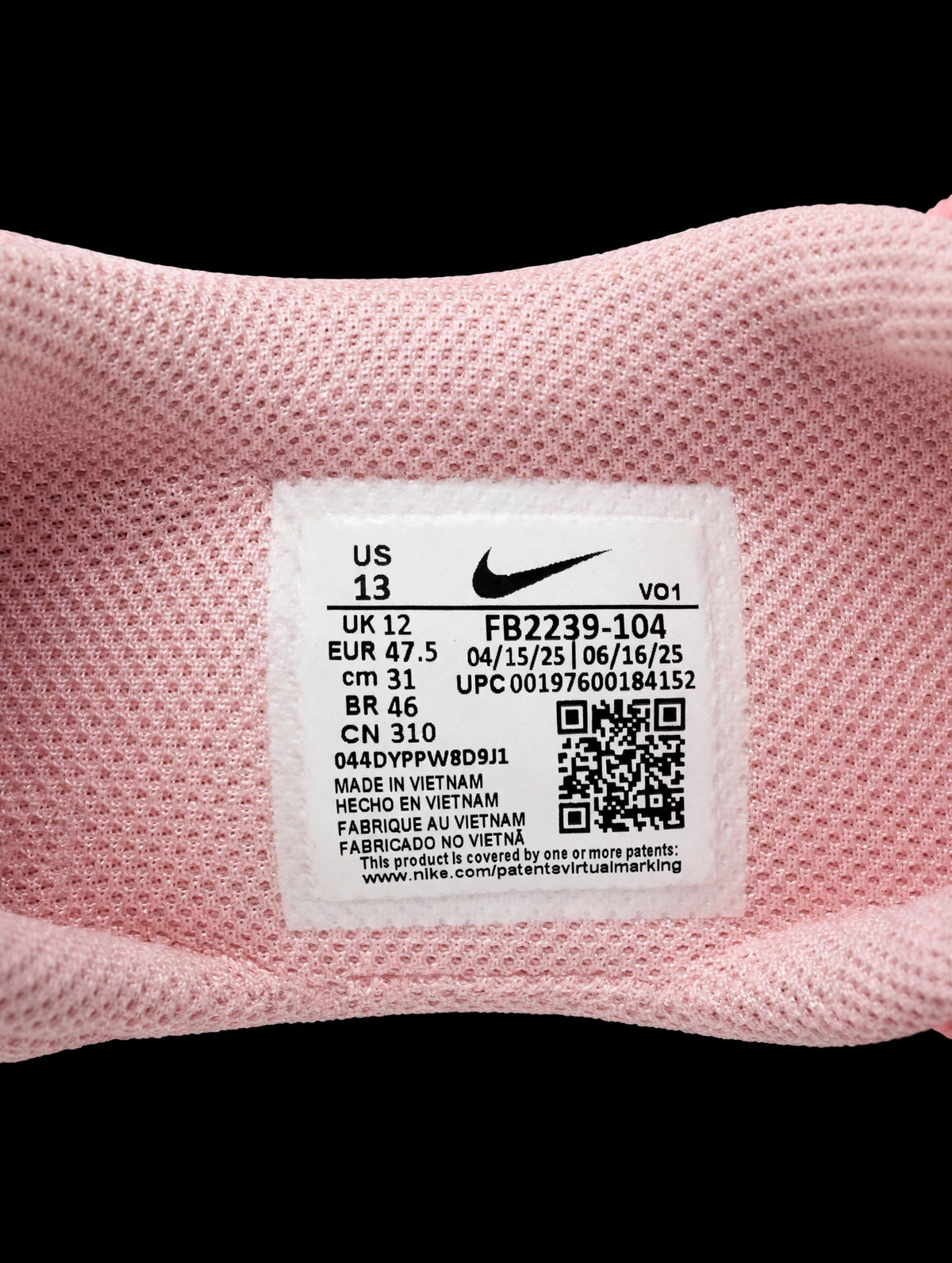 nike-lebron-witness-8-02-sizetag.webp