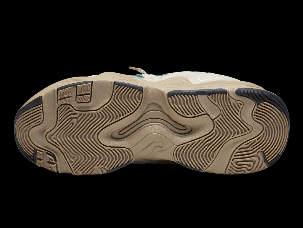 nike-tech-hera-05-sole.webp