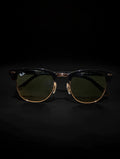 Ray-Ban Clubmaster Classic RB3016 — Black on Gold, G-15 Green — 51mm